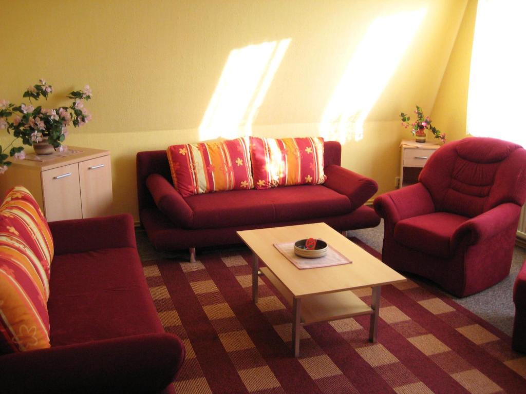 Hotel Gesellschaftshaus Bergen Auf Rugen Quarto foto