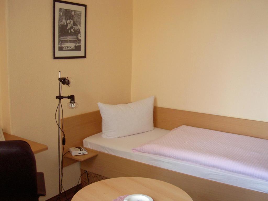 Hotel Gesellschaftshaus Bergen Auf Rugen Quarto foto